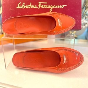 Vintage orange patent leather mules